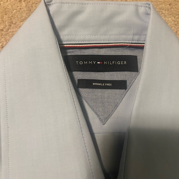 Tommy Hilfiger Man Wrinkles Free Shirt - Picture 8 of 15